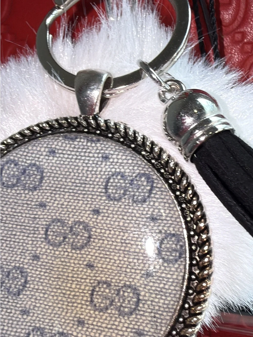 Authenticated upcycled Gucci key charm !!! Check it Out